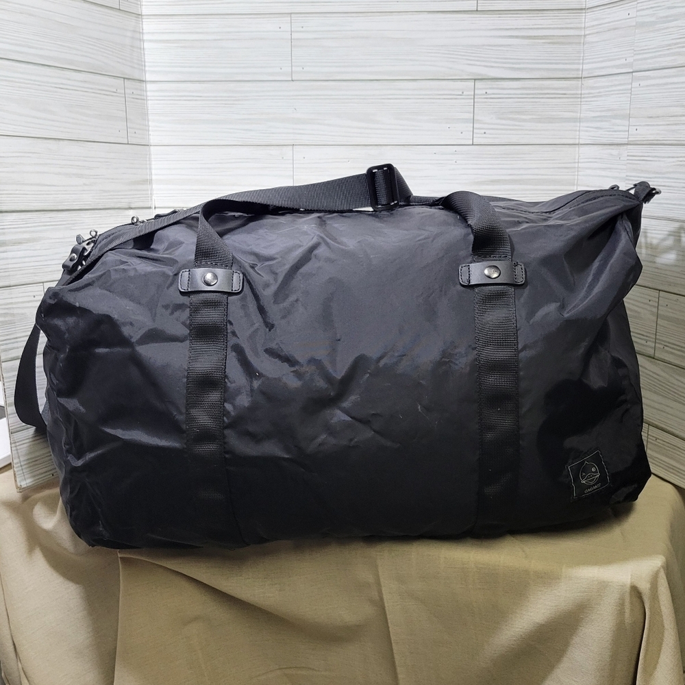 GAGAKU Black Travel Duffle Bag for Women & Men, Fold-able Weekender